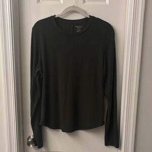 American Eagle Women's Dark Green Long Sleeve Lightweight Sweater